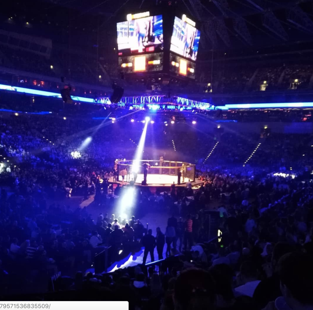 FOTO Rytmus má za sebou boxerský zápas! Takto ste ho ešte nevideli: Zaliaty krvou a totálne na dne!