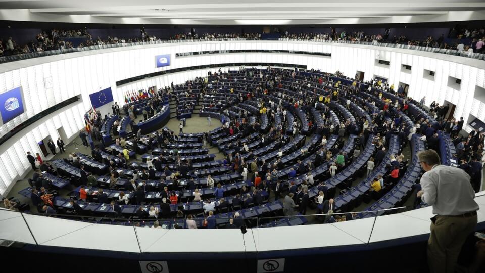 Francúzsko EÚ Parlament Nový Schôdza Prvá