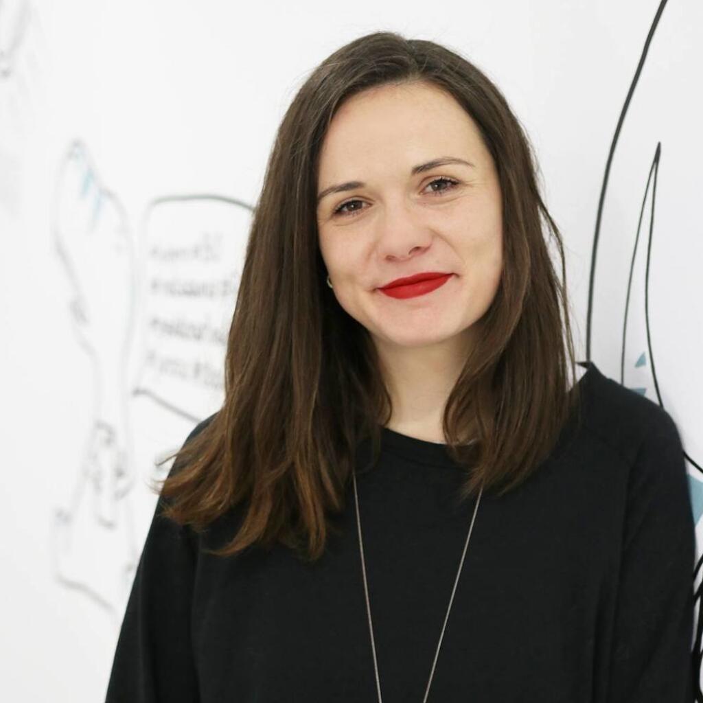 Kika Karabinosova