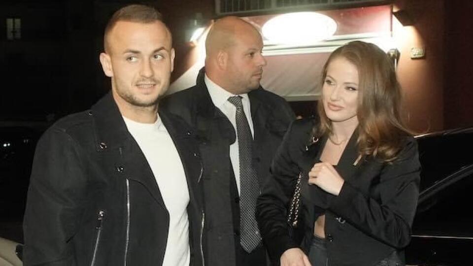 Na večierku sa nečakane objavila aj nová sexi priateľka Stanislava Lobotku.