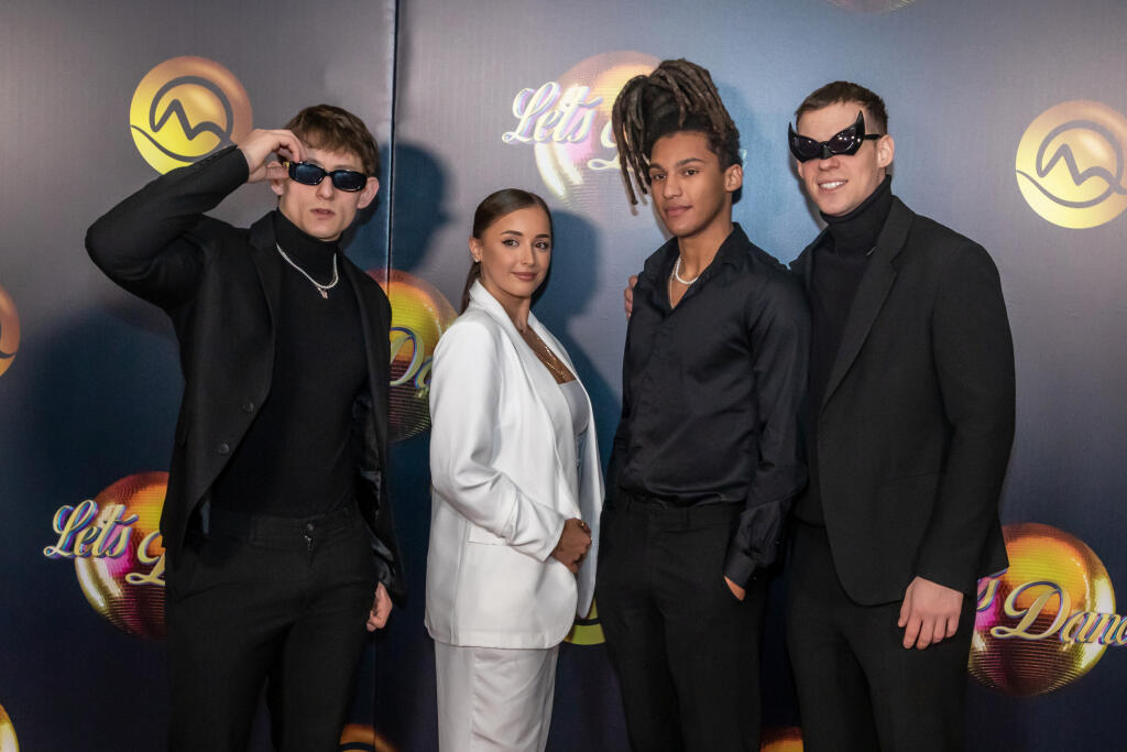 Príchody celebrít na prvé kolo Lets Dance. Na snímke je Martin Klinčúch, Kristína Ďurišová, Matúš Kolárovský a Krištof Králik.