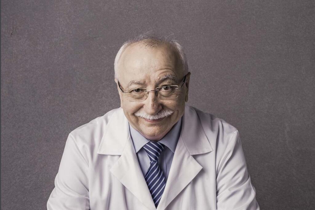 Profesor Juraj Šteňo 