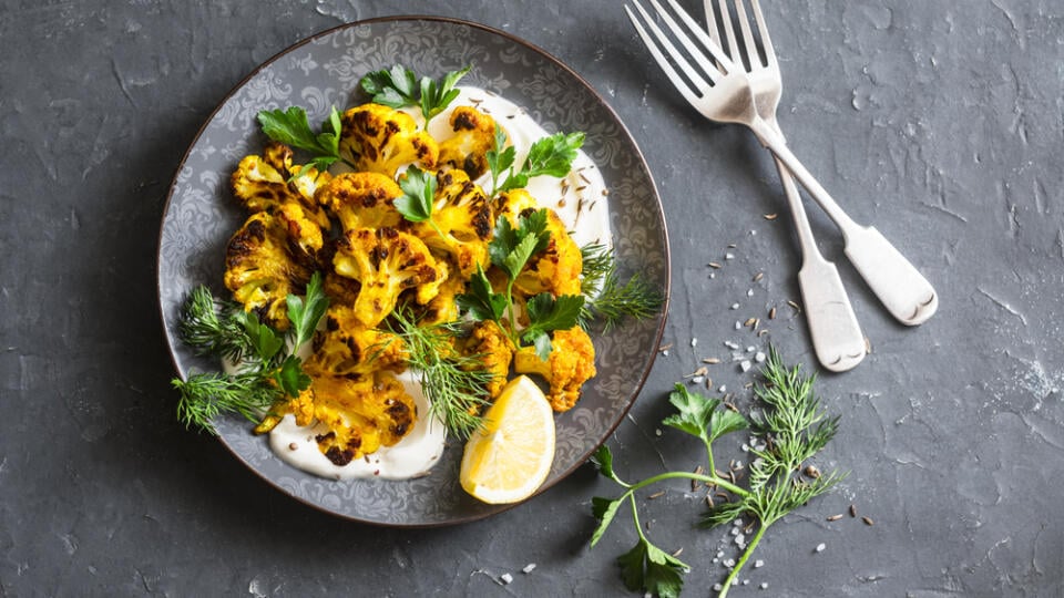 Roasted,Turmeric,Cauliflower,With,Greek,Yogurt,Dressing.,Delicious,Healthy,Snack