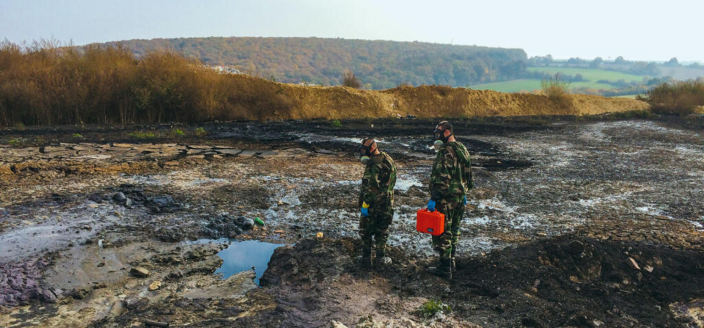 V ropných lagúnach mohol skončiť aj odpad od vojakov a poštárov