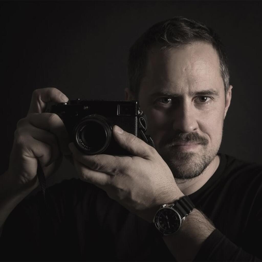 Matej Kalina už získal niekoľko ocenení. Má rád čiernobielu fotografiu.