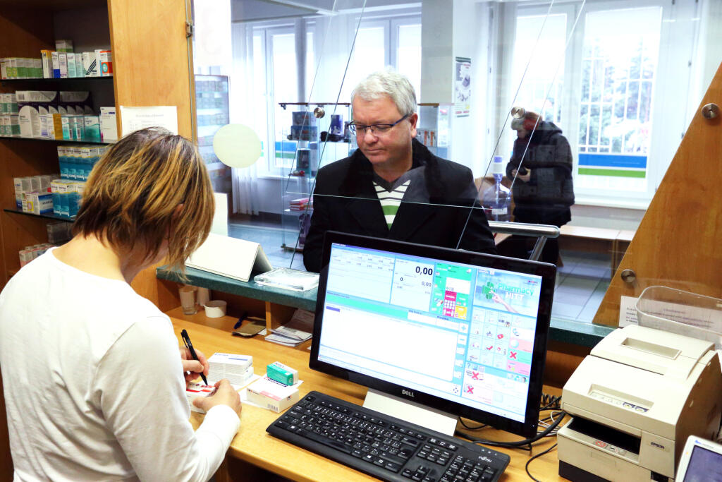 Na snímke reportáž e health, recepty fungujúce cez elektronický systém. 