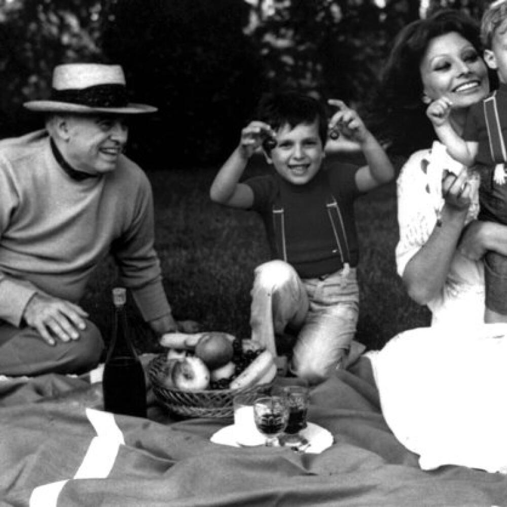 Sophia Loren, Carlo Ponti a ich dvaja synovia.