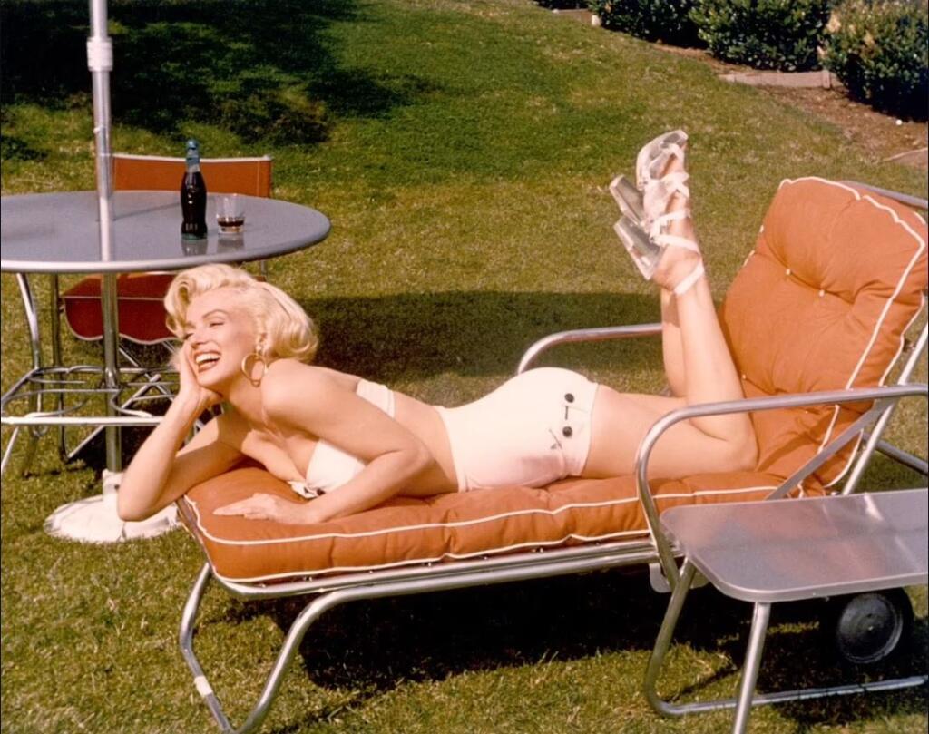Kim Kardashian a Marilyn profitovali najmä zo svojej krásy a do svetla reflektorov ich vyniesli práve ich ikonické krivky.