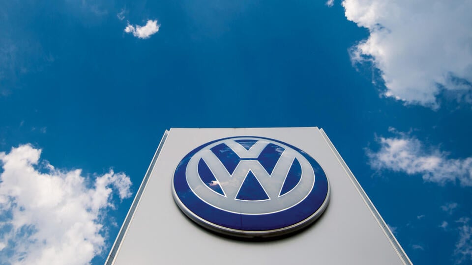 volkswagen, automobilka, automitive, investicie