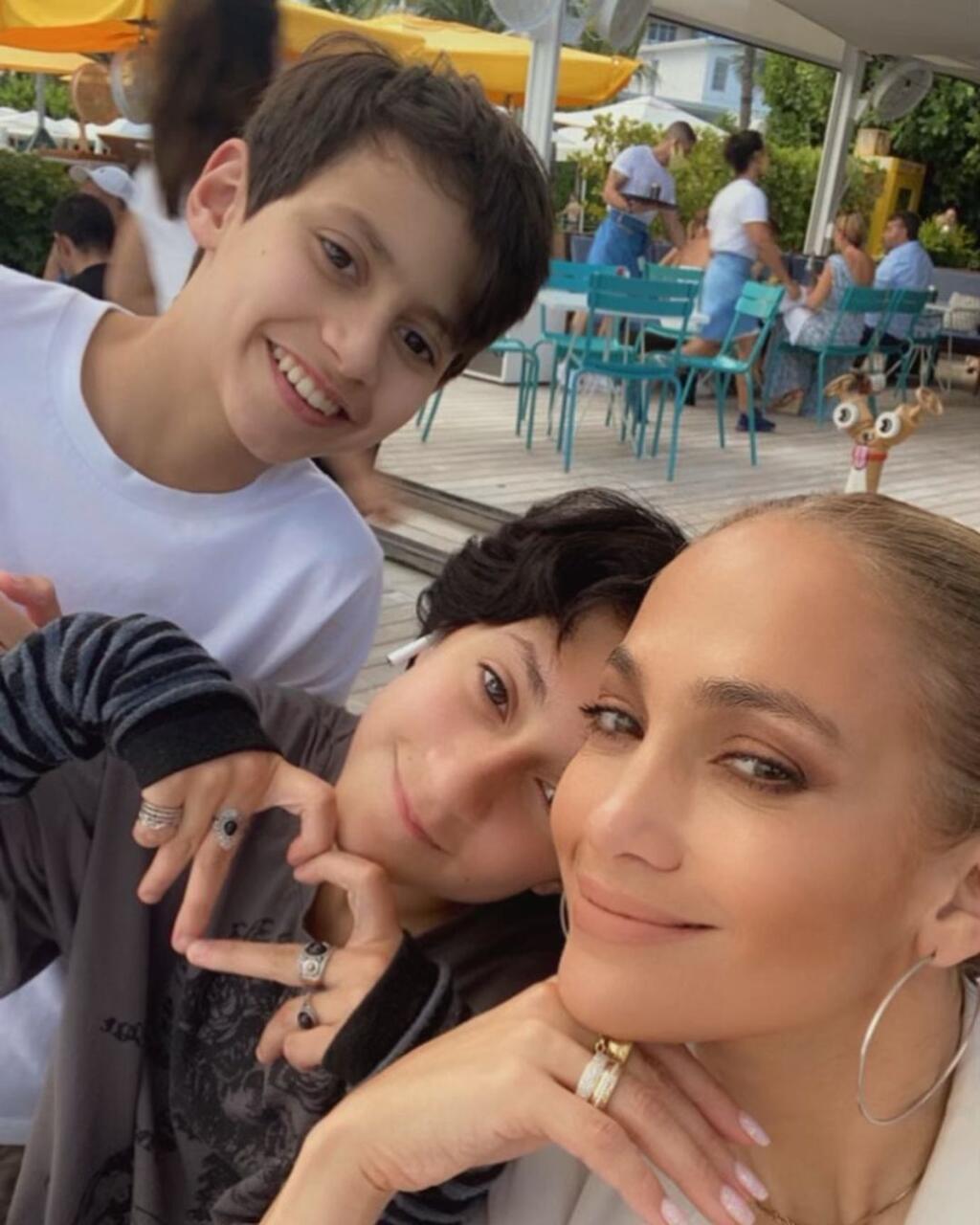 Jennifer Lopez pridala fotku so svojimi deťmi, všimnite si jej dcérku - tá podoba je neuveriteľná!
