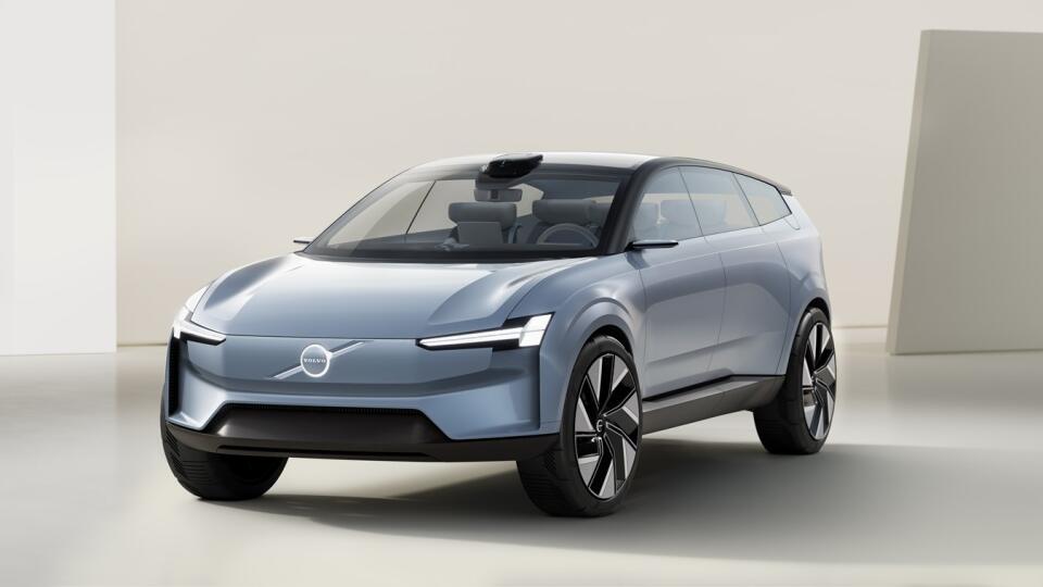 Volvo Concept Recharge.