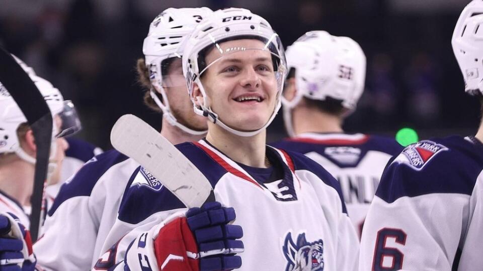 Adam Sýkora strávi budúcu sezónu na farme New Yorku Rangers v Hartforde.