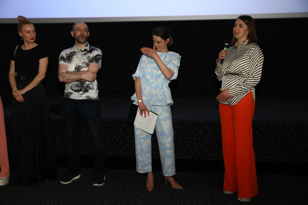 Módna polícia z filmu Láska hory prenáša.