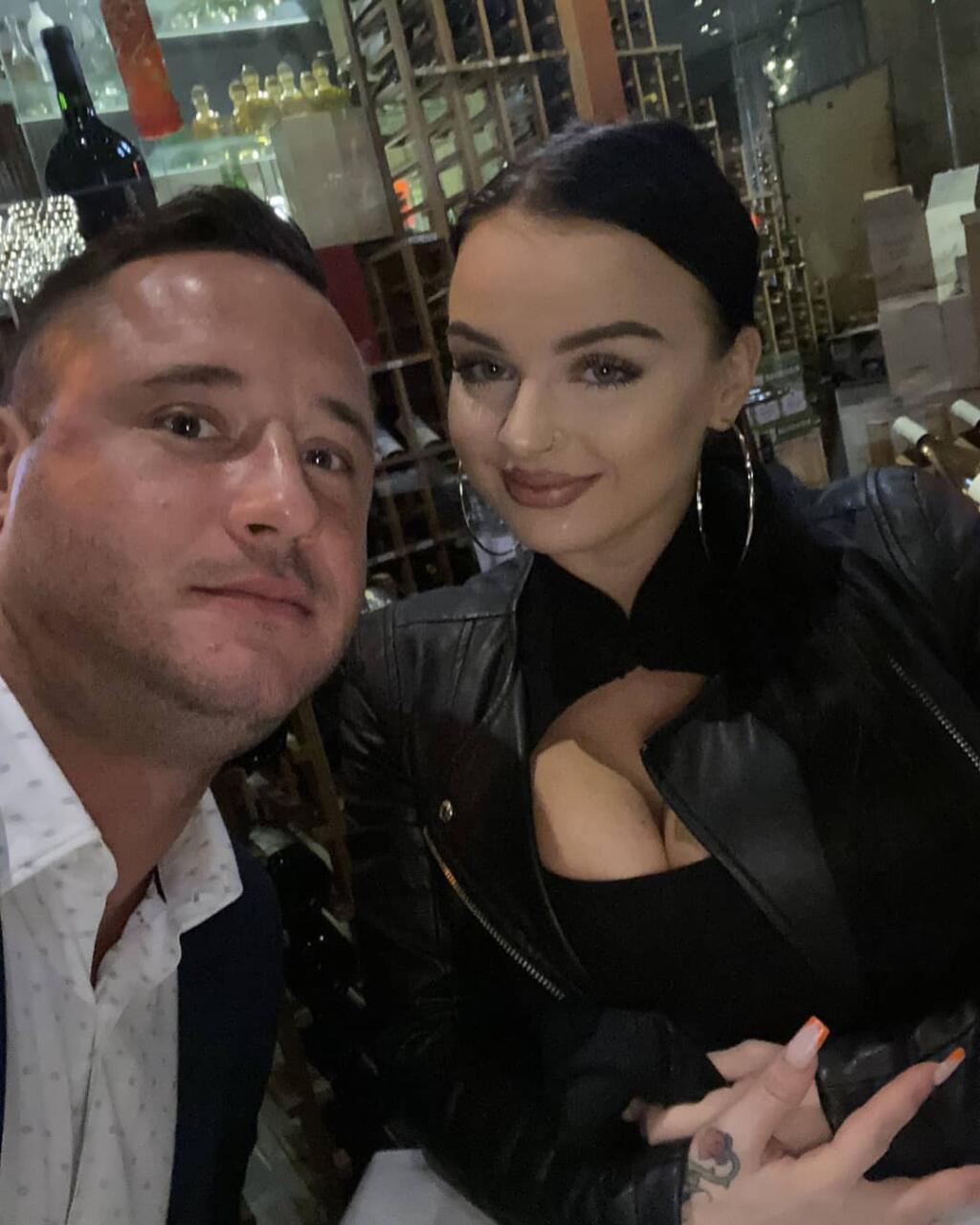 Danny Mountain je so svojim životom spokojný a kariéru pornoherca si užíva.
