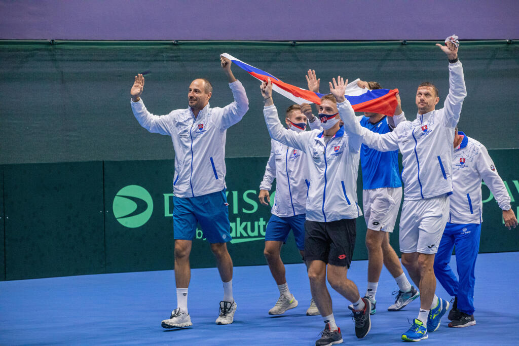 Slovenskí tenisti vyhrali nad Čile 3:1 a postúpili do kvalifikácie o finálový turnaj.