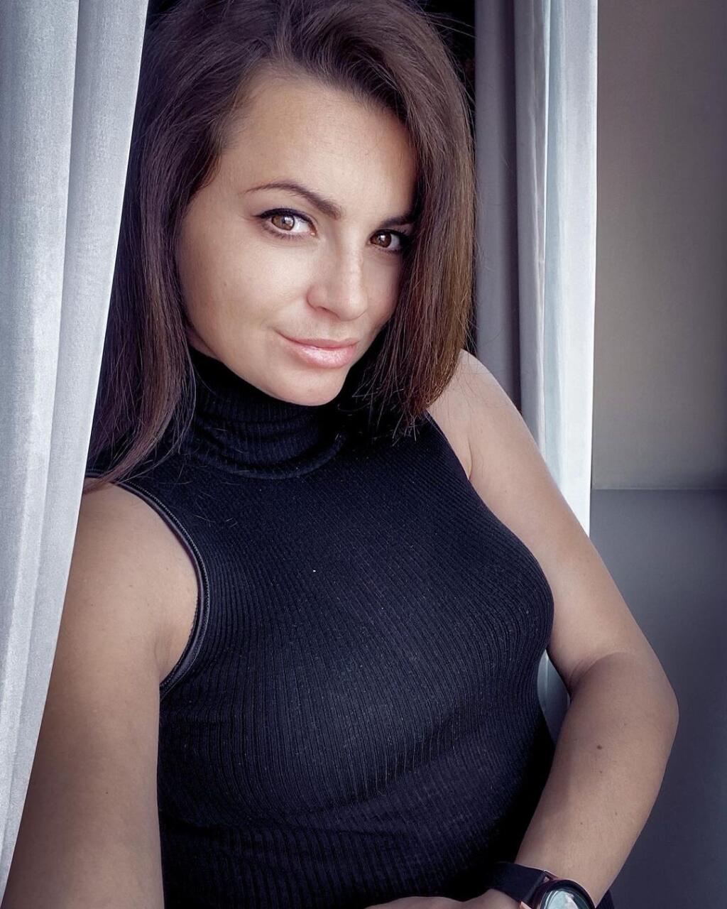 Sexi Romana porodila Lašákovi jeho tretie dieťa. Pre ňu je to prvé.
