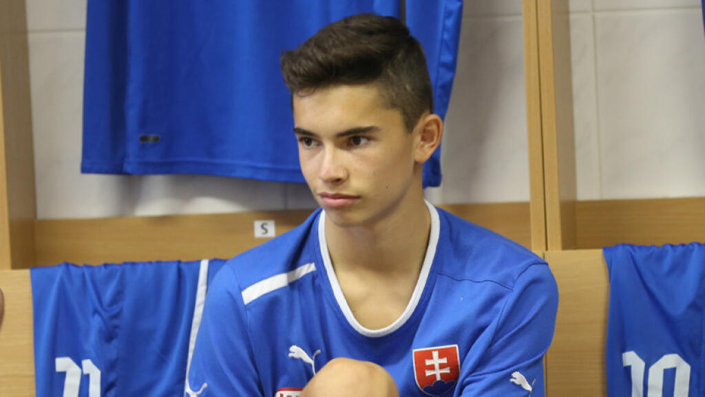 Lucas Demitra prešiel viacerými mládežníckymi výbermi reprezentácie SR vo futbale.