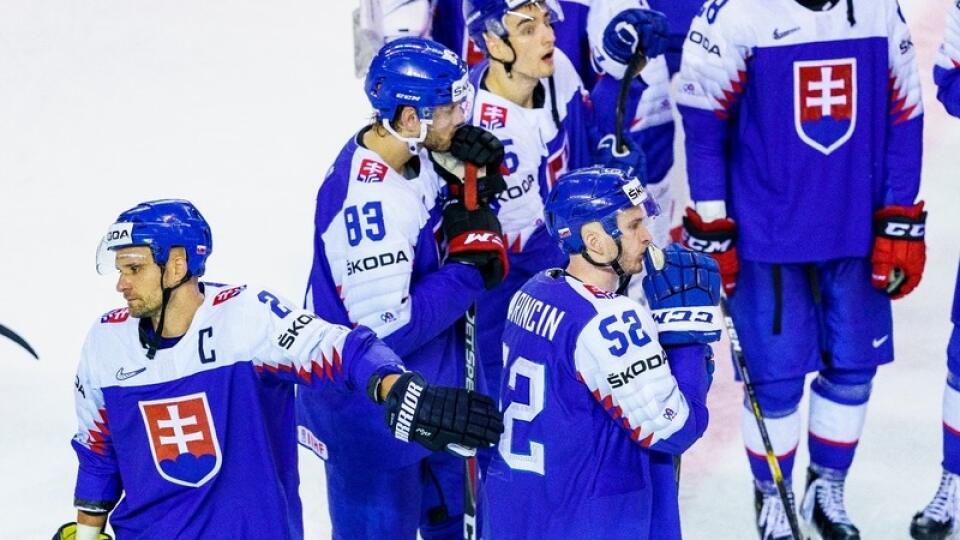 Slovenskí hokejisti prehrali v kľúčovom zápase s Nemeckom 2:3 a postup z A-skupiny už nemajú vo vlastných rukách.