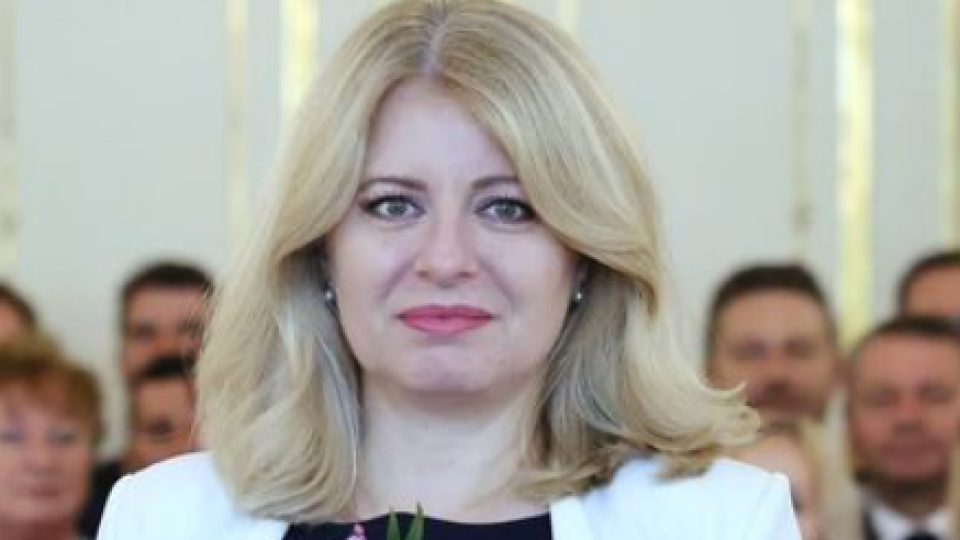 Prezidentka SR Zuzana Čaputová oslávila v stredu okrúhle 50. narodeniny. Kto by však čakal, že zorganizovala veľkolepú párty, bude sklamaný. Hlava štátu totiž oslavovala skromne, len v úzkom kruhu svojej rodiny.
