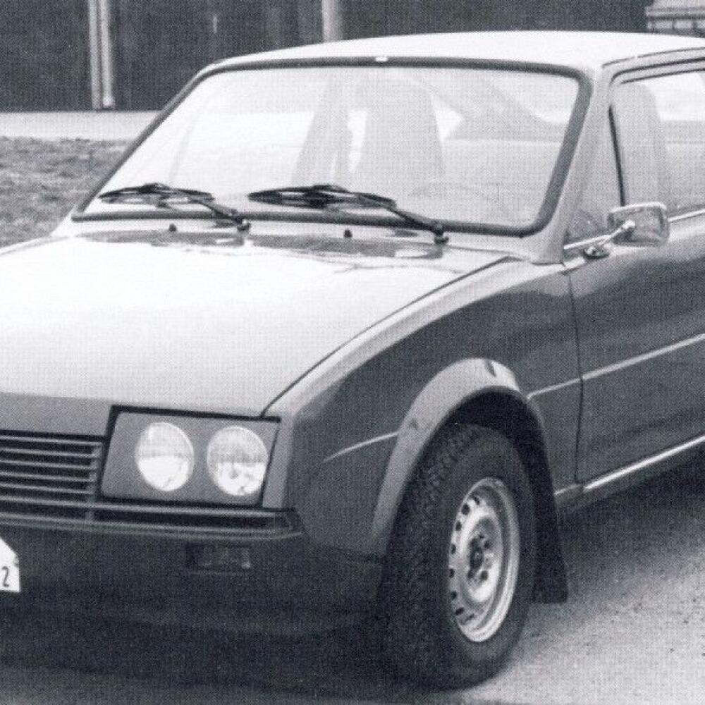 Bratislavské automobilové závody sa môžu pochváliť aj Škodou Garde s motorom vpredu
