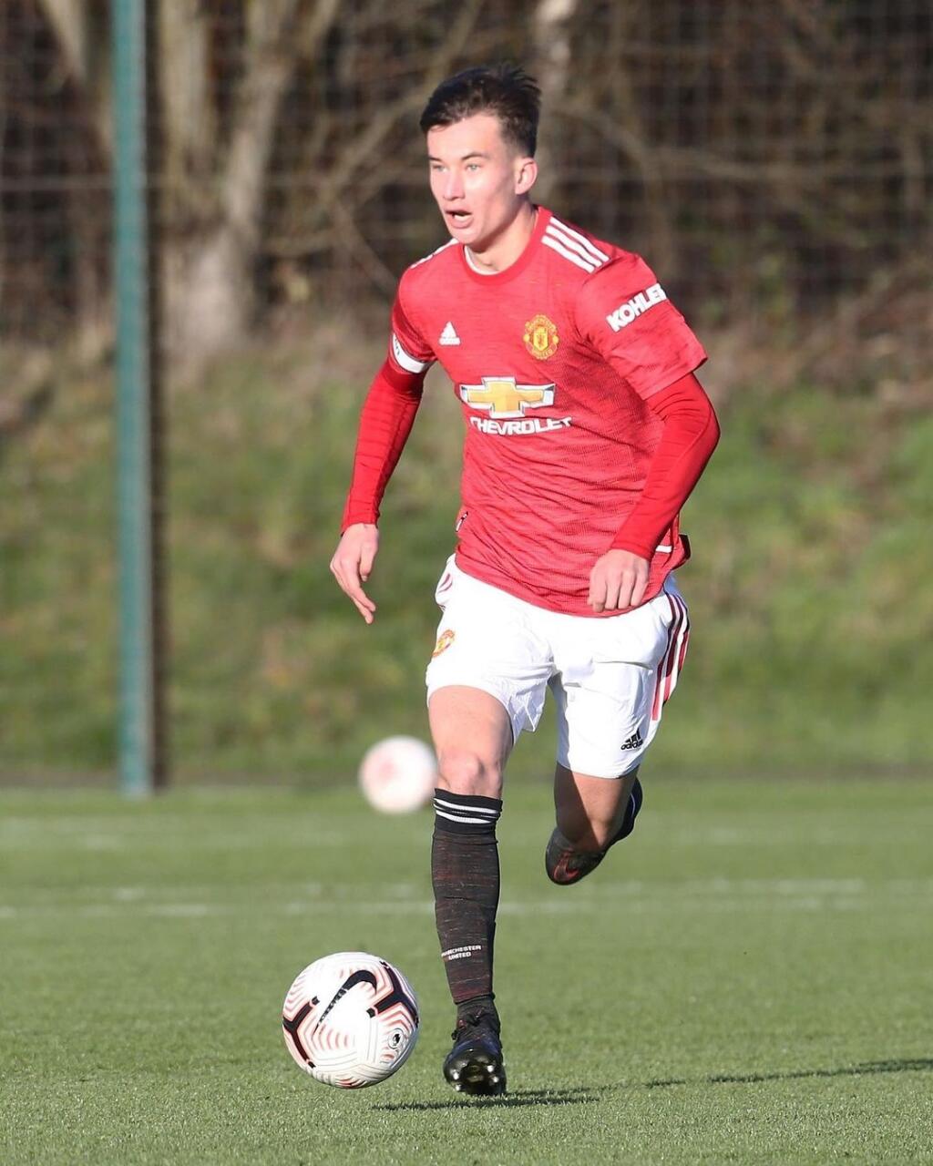 Martin Šviderský sa postupnými krokmi derie v Manchestri United nahor a je možné, že už v dohľadnej dobe ho uvidíme nastupovať za A-tím po boku hviezdneho Cristiana Ronalda.