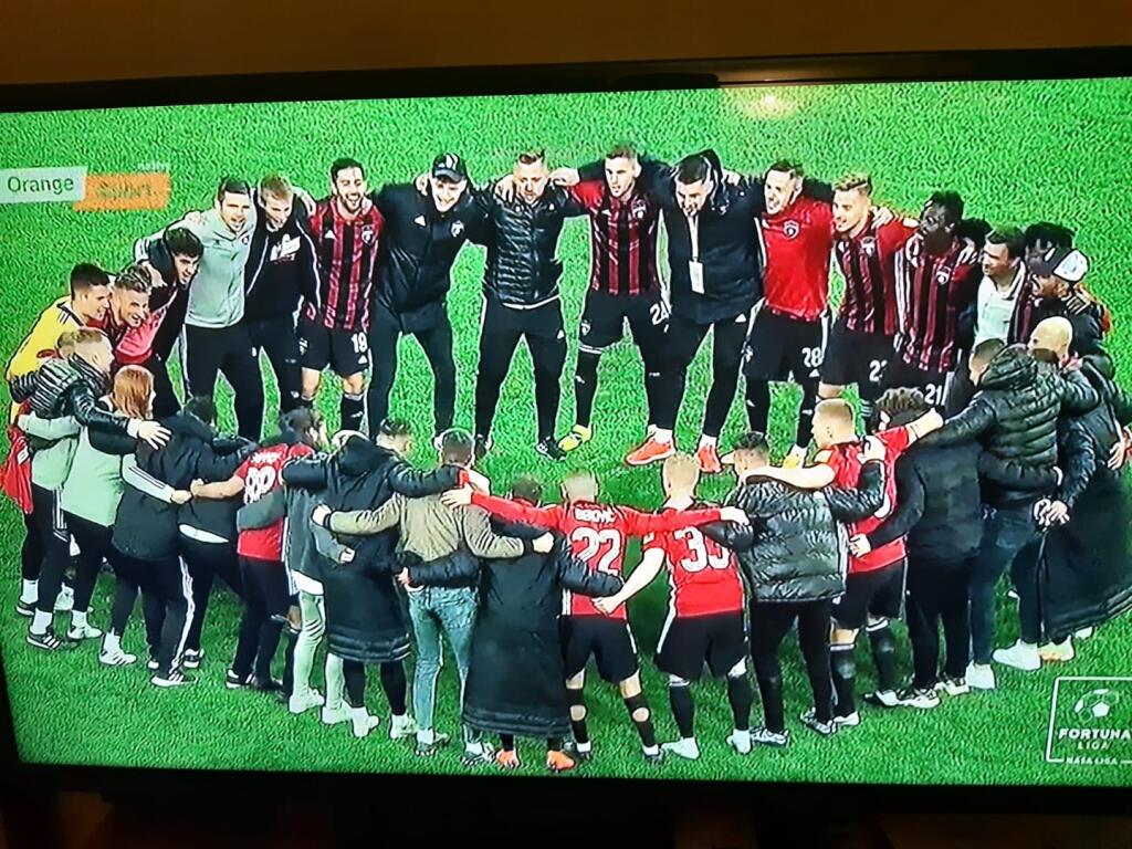 Spartak uštedril Slovanu facku v podobe víťazstva 3:0 a hráči si druhý triumf nad odvekým rivalom v priebehu dvoch týždňov užívali.
