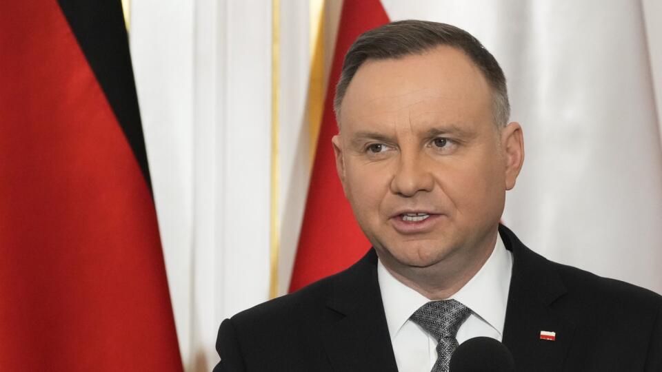 PK 24 Varšava - Na snímke poľský prezident Andrzej Duda počas tlačovej konferencie s nemeckým prezidentom Frankom-Walterom Steinmeierom pri ich stretnutí vo Varšave v utorok 12. apríla 2022. FOTO TASR/AP
Polish President Andrzej Duda speaks at a news conference during his meeting with German President Frank-Walter Steinmeier in Warsaw, Poland, Tuesday, April 12, 2022. (AP Photo/Czarek Sokolowski)