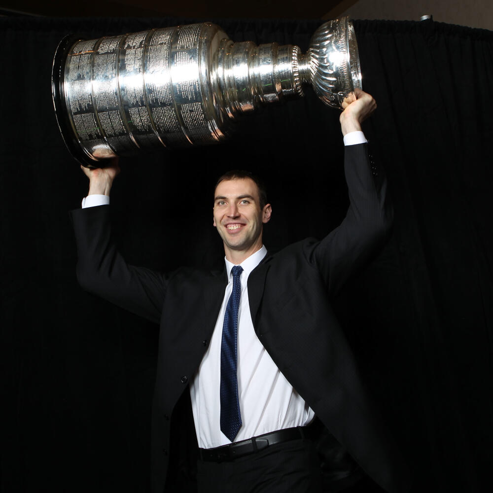 Zdeno Chára so Stanley cupom.