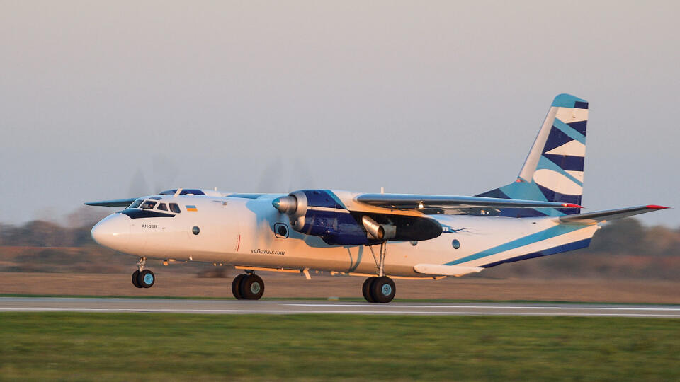 Tento nákladný An-26 lieta už 40 rokov.