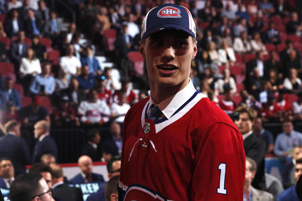 Juraja Slafkovského si v 1. kole draftu nhL 2022 z 1. miesta vybral Montreal Canadiens.