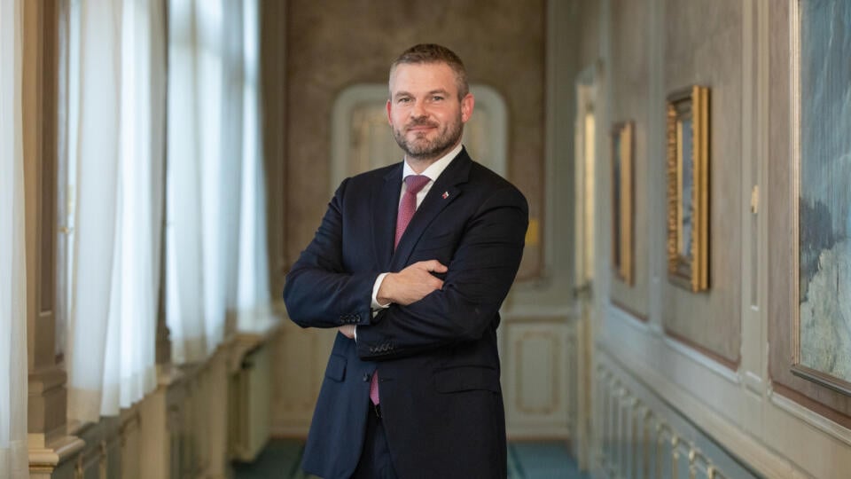 Na fotkách je predseda vlády SR Peter Pellegrini.