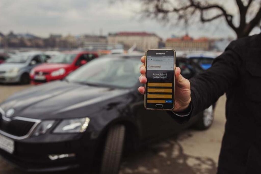 Prvá carsharingová firma v Bratislave. Kto nepoužíva vlastné auto, požičia ho