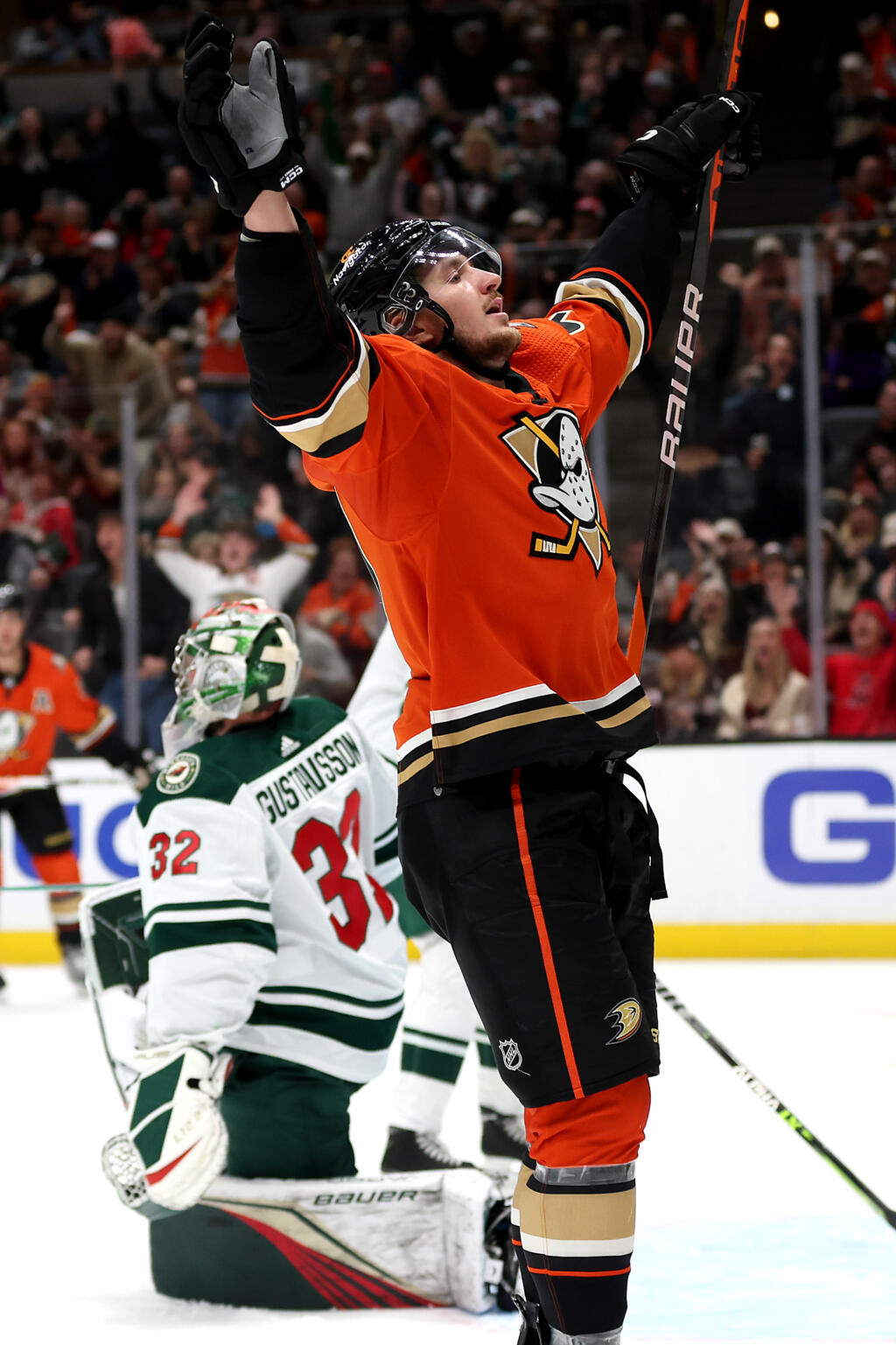 Pavol Regenda v tejto sezóne zbiera prvé štarty v NHL.