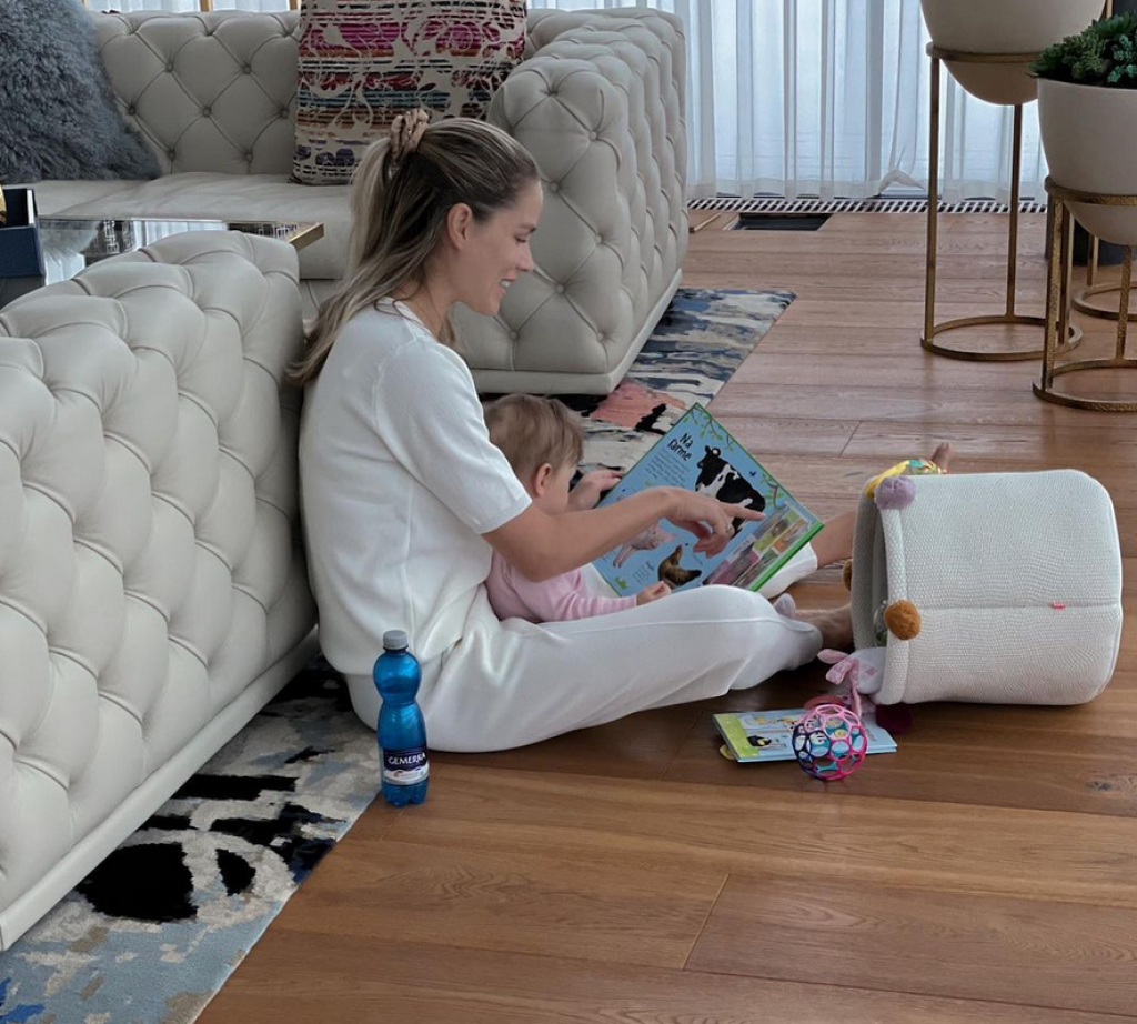Takto sa spolu hrajú Ivanka s Bellou.