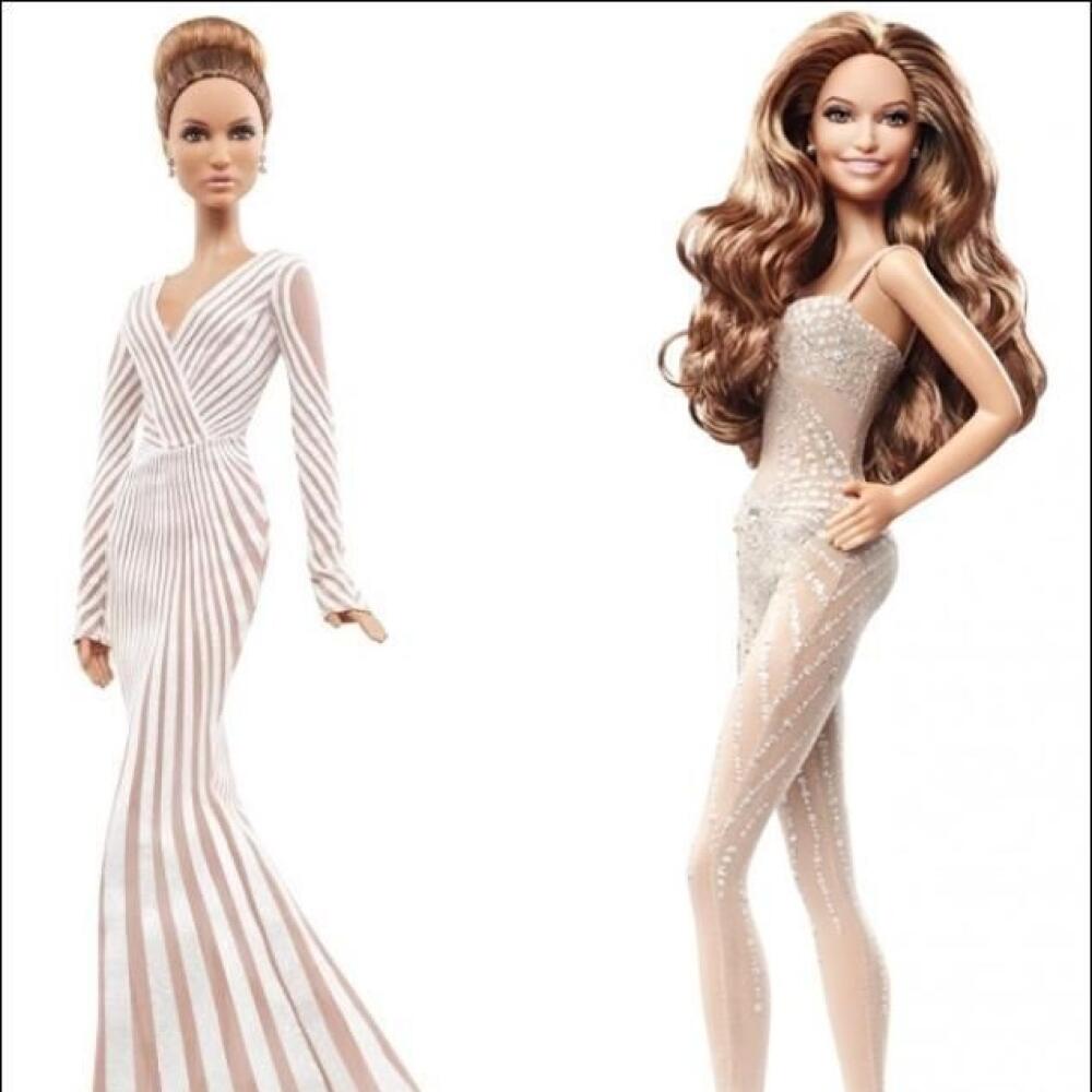Toto sú dve Jennifer Lopez v prevedení Barbie.
