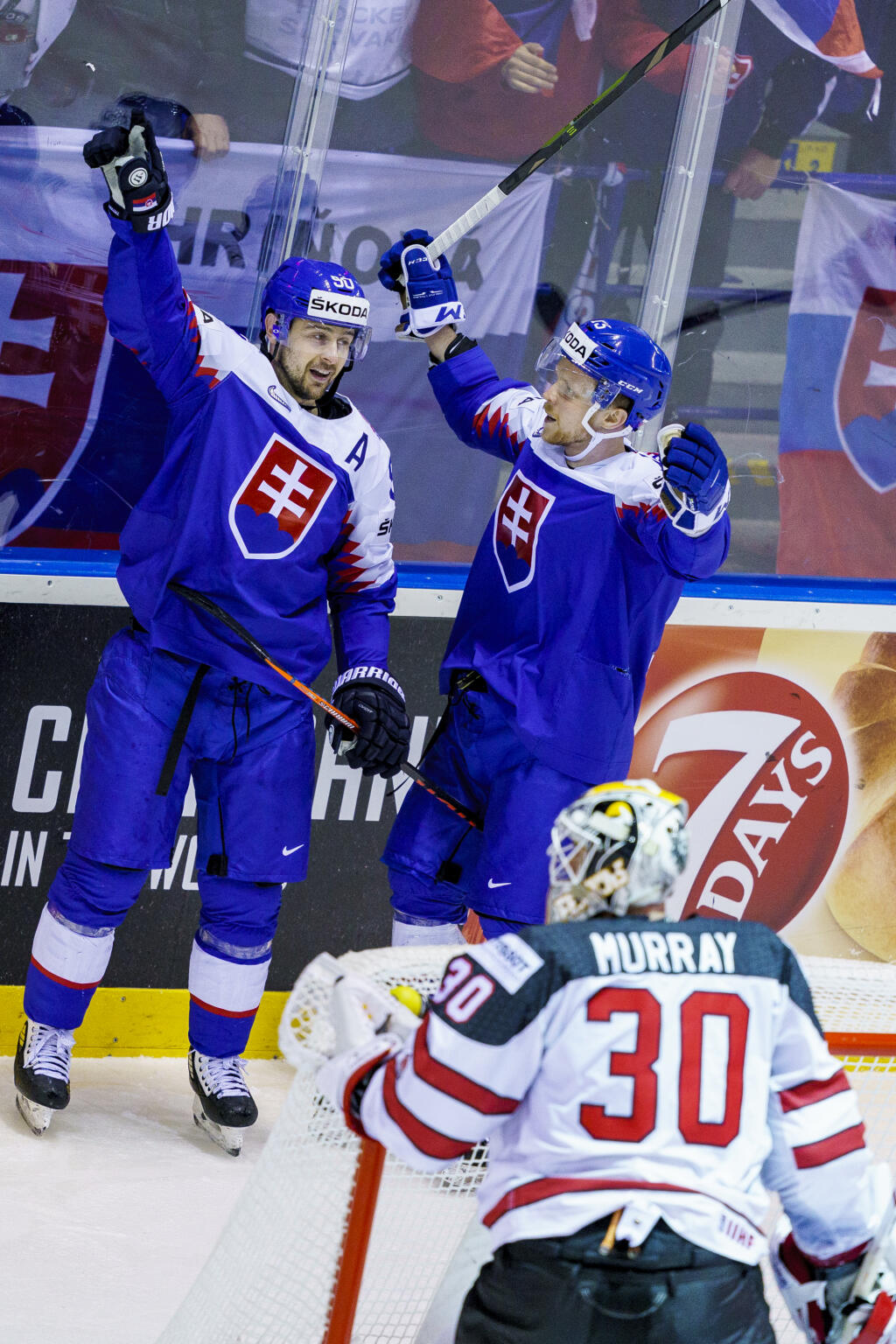 Na snímke Tomáš Tatar a Michal Krištof počas zápasu A skupiny hokejových Majstrovstiev sveta IIHF 2019 medzi reprezentáciami Slovenska a Kanady.