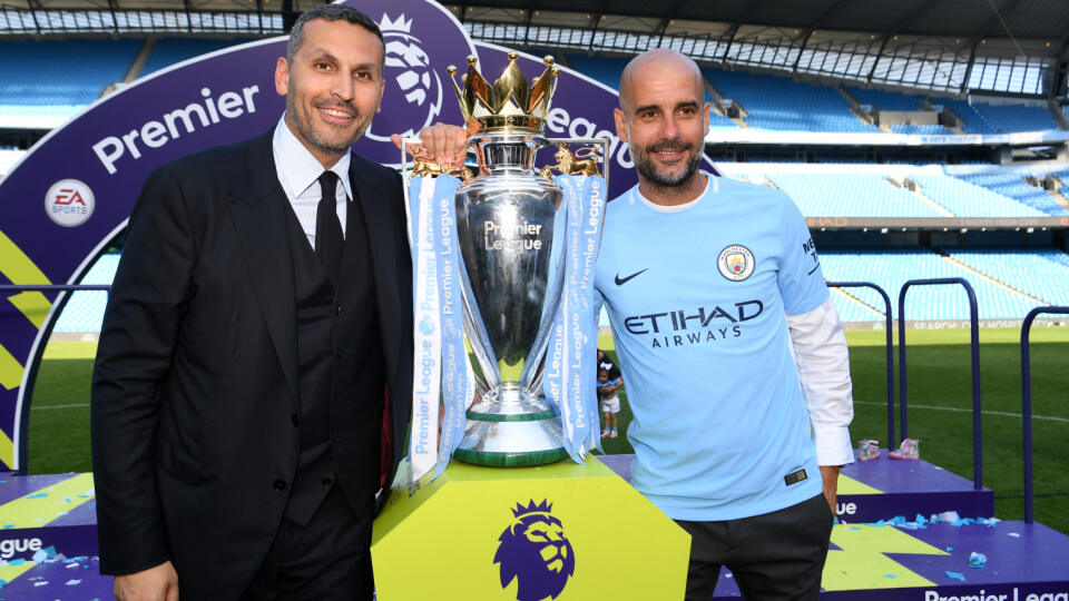 Majiteľ futbalového klubu Manchester City Chaldún al Mubarak vyhlásil, že by si chcel udržať trénera Josepa Guardiolu na dlhé roky.