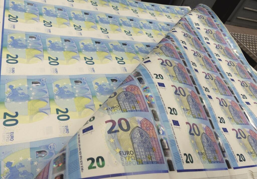 Nové bankovky v hodnote 20 eur sa dostanú do obehu 25. novembra 2015