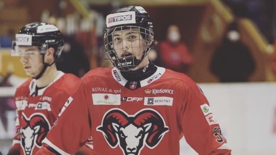 Dalibor Dvorský sa v drese Banskej Bystrice stal najmladším strelcom v histórii extraligy.