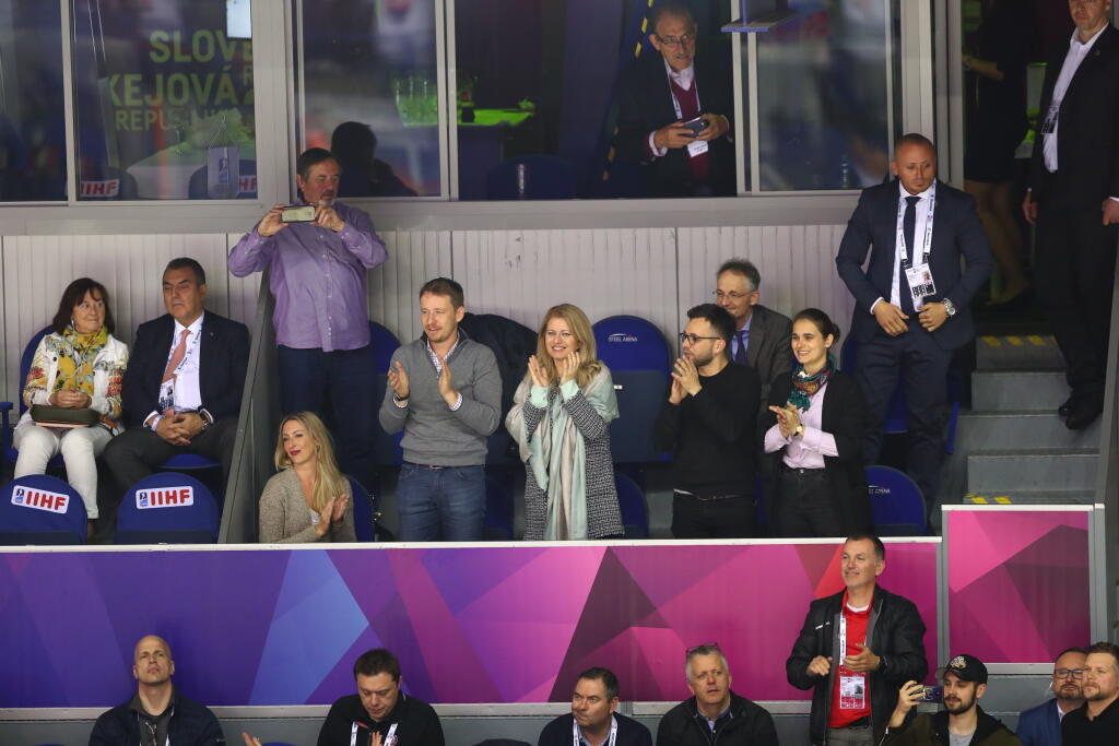 Takto fandila našim hokejistom budúca prezidentka Zuzana Čaputová. Takto ju Slováci v jej pozícii často neuvidia.