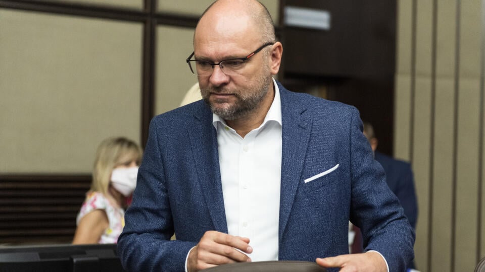 Na snímke minister hospodárstva SR a prvý podpredseda vlády pre ekonomiku Richard Sulík (SaS) počas 37. rokovania vlády SR v Bratislave 16. septembra 2020. FOTO TASR - Jaroslav Novák

