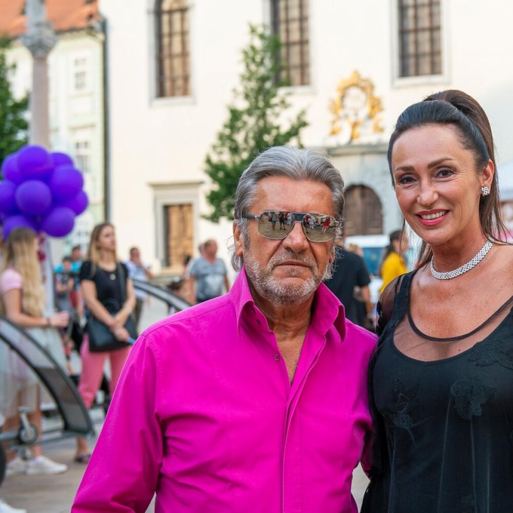 Speváčka Sisa Sklovská s manželom Jurajom Lelkesom.