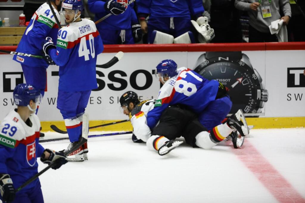 Slovensko - Nemecko po prvej tretine 0:0.