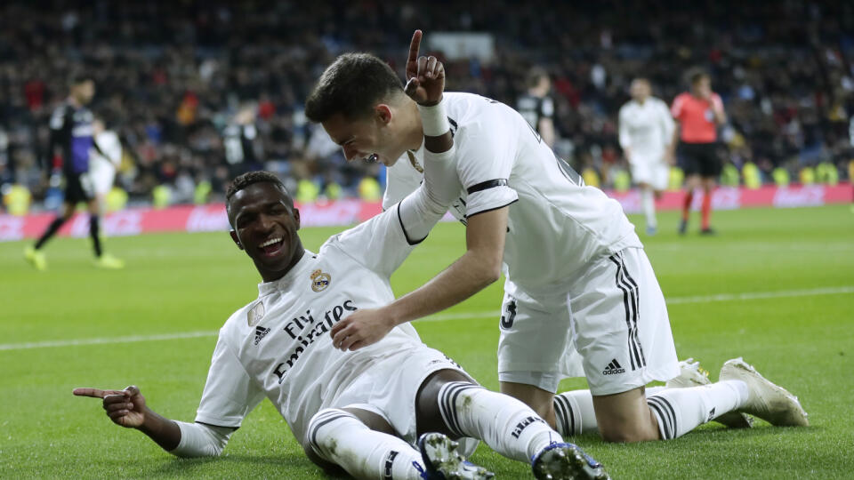 Španielsky futbalový klub FC Sevilla získal na ročné hosťovanie Sergia Reguilona z konkurenčného Realu Madrid. Dvadsaťdvaročný ľavý obranca sa opäť stretne s trénerom Julenom Lopeteguim, ktorý ho vlani priviedol na Santiago Bernabeu.
