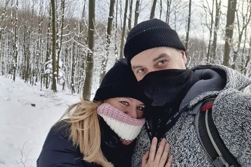 Zuzana Čaputová randí s Jurajom Rizmanom, ktorý má syna Juraja. Prezidentka má psa Leona.