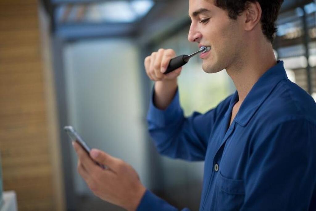 Sonicare DiamondClean Smart: Ako si čistiť zuby s mobilom