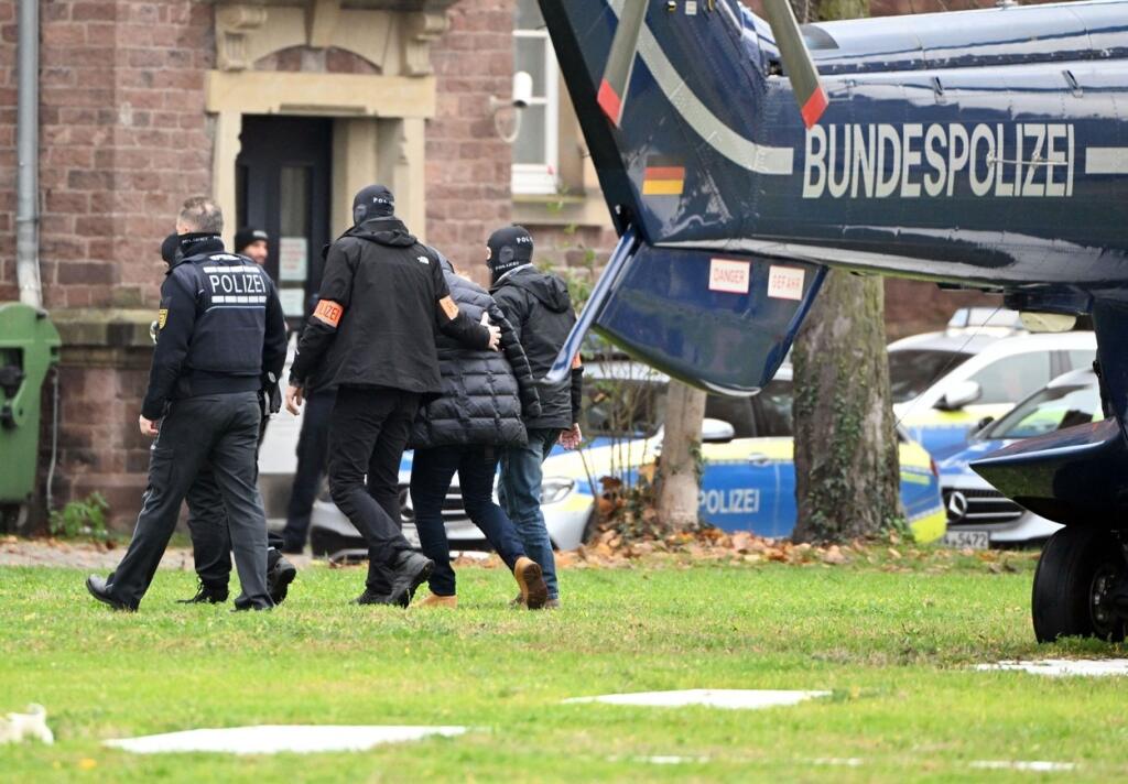Nemecká polícia prehľadala počas rozsiahlych razií zameraných voči členom krajne pravicového hnutia Reichsbürger (Ríšski občania) viac ako 130 objektov v 11 spolkových krajinách.