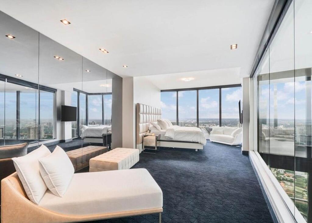 Lionel Messi si kúpil apartmán v Porsche Design Tower na Miami na Florida za 5 miliónov dolárov.