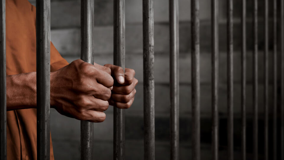 Man,In,Prison