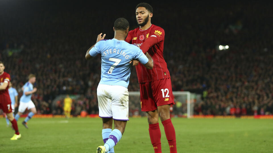 Raheem Sterling a Joe Gomez.